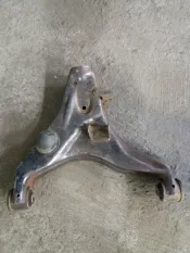 Рычаг передний нижний левый Mitsubishi L200 (2006-2015) 2009 4013A087