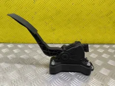 Педаль газа Nissan Pathfinder (R51M) 2004-2013 2008 18002EA000 2.5 D YD25DDTI