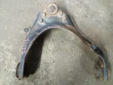 Рычаг передний левый ISUZU D-Max II (2012-2021) 2017 8979458422 ПИКАП 1.9 D RZ4E