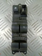 Блок управления стеклоподъемниками Mitsubishi L200 (2015-2022) 2016 8608A290 2.4 D 4N15