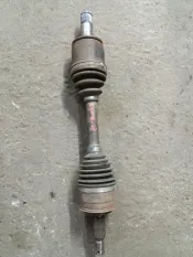 Полуось передняя левая (приводной вал, ШРУС) Mitsubishi L200 (2006-2015) 2011 3815A307 ПИКАП 2.5 D 4D56