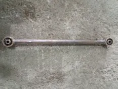 Рычаг задний Toyota Land Cruiser (100) 1998-2007 2004 4872060040 ВНЕДОРОЖНИК 4.7 I 2UZFE