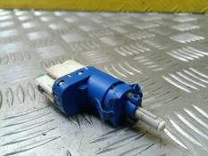 Датчик педали тормоза (лягушка) Ford Ranger III (2011-2019) 2015 3M5T9C872AC ПИКАП 2.2 D