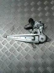 Стеклоподъемник электр. задний левый Toyota Tundra II (2006-2022) 2008 698040C030 ПИКАП 5.7 I 3URFE