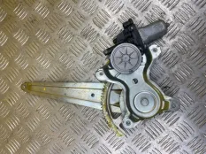 Стеклоподъемник электр. задний левый Toyota Hilux (2005-2015) 2012 698400K041 ПИКАП 2.5 D 2KDFTV