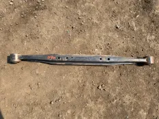 Рычаг задний Nissan Navara (D23) 2014-2021 2016 551104KJ1A 2.3 D YS23DDTT