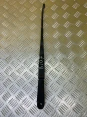 Щеткодержатель (поводок стеклоочистителя, дворник) Nissan Navara (D40) 2004-2015 2008 288864X00A ПИКАП 2.5 D YD25DDTI