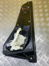 Стеклоподъемник электр. задний правый Land Rover Range Rover Sport I 2005-2013 2010 LR013870 3.0 D SDV6