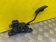 Педаль газа Mitsubishi L200 (2006-2015) 2006 MR992932 ПИКАП 2.5 D 4D56