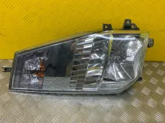 Фара правая Nissan Cabstar 2016 26010LC65A ГРУЗОВОЙ 2.5 D YD25DDTI