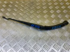 Щеткодержатель (поводок стеклоочистителя, дворник) Toyota Hilux (2015-2021) 2021 852110K180 ПИКАП 2.8 D 1GDFTV