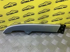 Пластик салона Land Rover Discovery V (2016-н.в.) 2018 HY32640E73BC 3.0 D 30DDTX