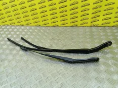 Щеткодержатель (поводок стеклоочистителя, дворник) Land Rover Range Rover Evoque I (2011-2018) 2011 LR025112 2.2 D 224DT