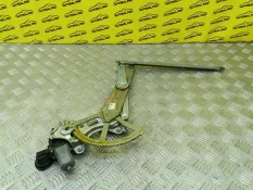 Стеклоподъемник электр. передний правый Toyota Hilux (2005-2015) 2014 698100K041 ПИКАП 2.5 D 2KDFTV