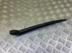 Щеткодержатель задний (поводок стеклоочистителя, дворник) Lexus LX 570 (2007-2022) 2008 8524128100 ВНЕДОРОЖНИК 5.7 I 3URFE