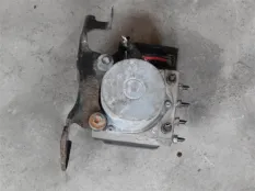 Блок ABS Toyota Hilux (2015-2021) 2016 2.4 D 2GDFTV