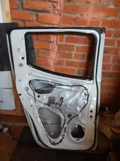 Дверь задняя левая Mitsubishi L200 (2015-2022) 2018 2.4 D 4N15