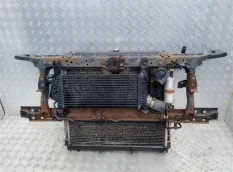 Передняя панель крепления облицовки (телевизор) Nissan Navara (D40) 2004-2015 2011 2.5 D YD25DDTI