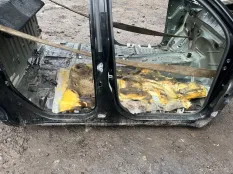 Порог правый Toyota Tundra II (2006-2022) 2008 5.7 I 3URFE