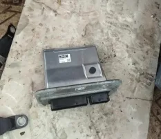 Блок управления двигателем Toyota Tundra II (2006-2022) 2007 5.7 I 3URFE