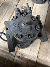 Компрессор кондиционера Jeep Liberty I (2001-2007) 2001 2.4 I ED1