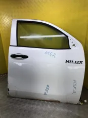 Дверь передняя правая Toyota Hilux (2015-2021) 2021 2.4 D 2GDFTV