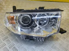 Фара правая Mitsubishi L200 (2006-2015) 2012 8301A808