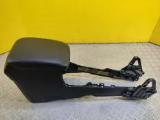 Подлокотник Toyota Land Cruiser Prado 150 (2009-2023) 2014 3.0 D 1KDFTV