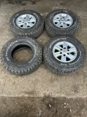 Шина Toyota Hilux (2005-2015) 2012 ПИКАП 2.5 D 2KDFTV