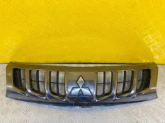 Решетка радиатора Mitsubishi L200 (2015-2022) 2018 7450A952 2.4 D 4N15