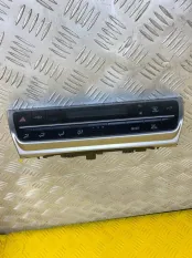 Блок управления печки/климат-контроля Toyota Land Cruiser Prado 150 (2009-2023) 2019 8401060G70 2.8 D 1GDFTV