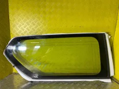 Стекло кузовное боковое правое Toyota Land Cruiser Prado 150 (2009-2023) 2016 6271060C80 2.8 D 1GDFTV