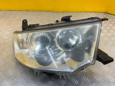 Фара правая Mitsubishi L200 (2006-2015) 2012 2.5 D 4D56