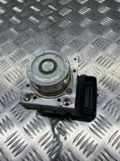 Блок ABS Mitsubishi L200 (2015-2022) 2017 11604040022 ПИКАП 2.4 D 4N15