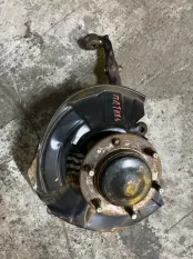 Кулак поворотный левый Toyota Hilux (2015-2021) 2015 43212KK010 ПИКАП 2.8 D 1GDFTV
