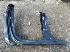 Порог правый Toyota Hilux (2015-2021) 2015 61401KK900 2.4 D 2GDFTV