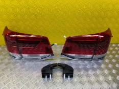 Фонарь задний правый Toyota Land Cruiser 200 (2008-2021) 2018 8155160B70