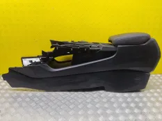 Подлокотник Haval F7x (2019-н.в.) 2023 5305182XKQ00A 1.5 I GW4B15A