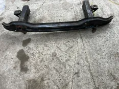 Усилитель бампера переднего Volkswagen Amarok (2010-2016) 2011 2H0807109 ПИКАП 2.0 D CDCA