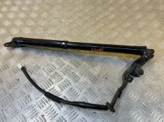 Амортизатор крышки багажника (3-5 двери) Toyota Rav 4 (CA40) (2012-2019) 2013 6891049015 2.2 D 2ADFTV