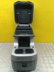 Подлокотник Toyota Sequoia II 2008 - 2022 2008 588200C080C1 5.7 I 3URFE