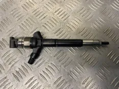 Форсунка Toyota Land Cruiser 200 (2008-2021) 2010 2367051030 4.5 D 1VDFTV