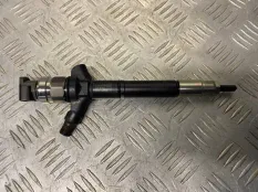 Форсунка Toyota Land Cruiser 200 (2008-2021) 2010 2367051030 4.5 D 1VDFTV