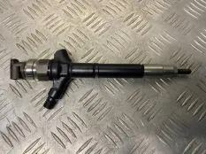 Форсунка Toyota Land Cruiser 200 (2008-2021) 2010 2367051030 4.5 D 1VDFTV