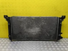 Радиатор (основной) Chevrolet Tahoe IV (2014-2020) 2015 23378668 5.3 I L83