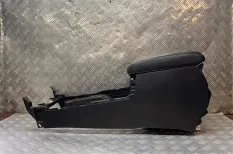 Подлокотник Toyota Land Cruiser 200 (2008-2021) 2010 5890160620C0 4.5 D 1VDFTV