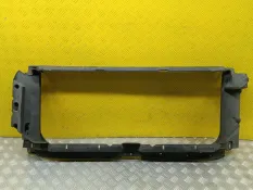 Рамка радиатора Chevrolet Tahoe IV (2014-2020) 2015 23322446 5.3 I L83