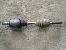 Полуось передняя левая (приводной вал, ШРУС) Toyota Land Cruiser (100) 1998-2007 2004 4343060040 ВНЕДОРОЖНИК 4.7 I 2UZFE