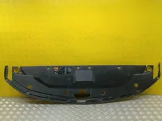 Накладка замка капота Chevrolet Tahoe IV (2014-2020) 2015 23256456 5.3 I L83