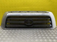 Решетка радиатора Toyota Tundra II (2006-2022) 2013